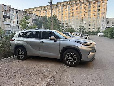 highlander 2017: Toyota Highlander: 2021 г., 2.5 л, Гибрид — 3