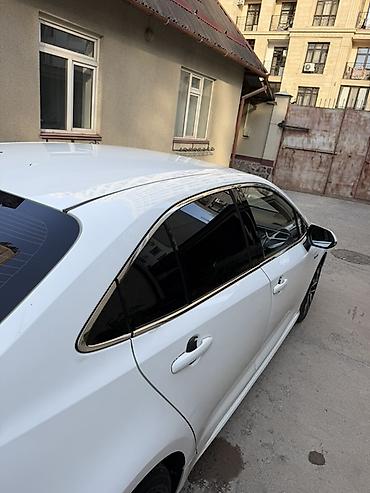 Унаа: Toyota Corolla: 2022 г., 1.8 л, Вариатор, Гибрид, Седан — 8