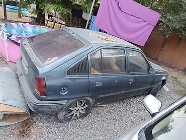опель кадетт: Opel Kadett: 1985 г., 1.5 л, Механика, Бензин, Хэтчбэк — 4