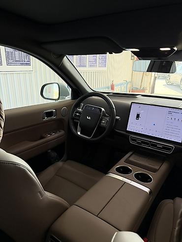 lixiang l6 pro: Lixiang L6: 2025 г., 1.5 л, Вариатор, Гибрид, Кроссовер — 10