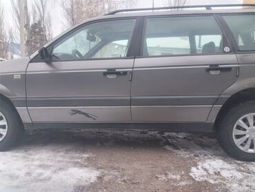 Volkswagen: Volkswagen Passat: 1992 г., Механика, Универсал — 6