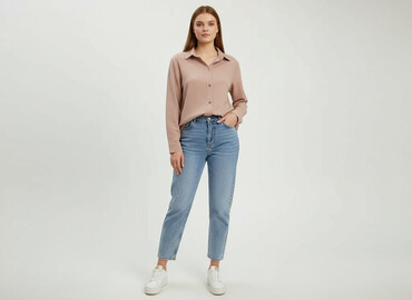 sweter oversize: Сорочка жіноча, розмір M