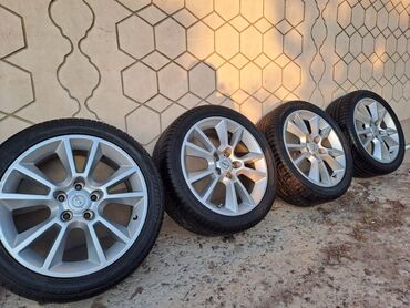 sidia 3000: Opel Astra ustunden cıxıb. 3000 min gedib