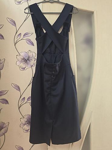 Платья: Tünd göy rəngli sundress tipli etek–paltar. - Ön hissə klassik düz — 2