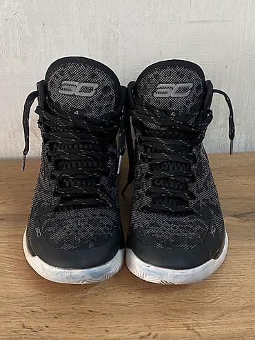 armour: Мужские кроссовки, 39, Under Armour, Б/у, цвет - Черный, Самовывоз, Платная доставка — 1