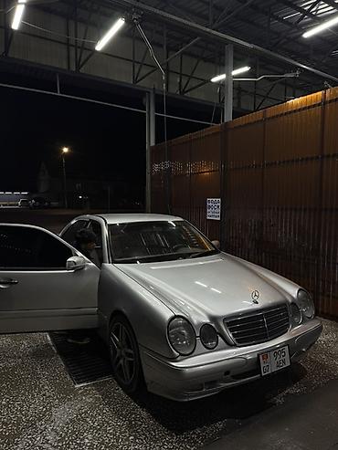 e 63 amg: Mercedes-Benz E-Class: 2000 г., 3.2 л, Автомат, Седан — 1