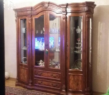 4 qapili2 siyirməliqorka işiqlarida var möhkem vē