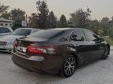 5: Toyota Camry: 2022 г., 2.5 л, Вариатор, Гибрид, Седан — 2