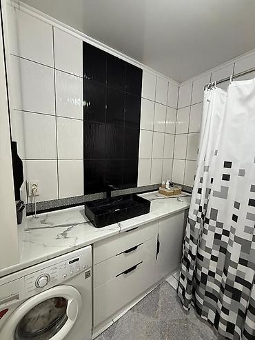 Продажа коттеджей и домов: ✨СРОЧНО 🏡 ПРОДАЕТСЯ ДОМ В АК-ОРДО 📍 Локация: район Ак-Ордо 📐 Площадь — 28