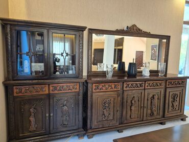 Bağ divan və kreslo dəstləri: İşlənmiş, Jurnal masası, 2 kreslo, Divan, Rumıniya — 4