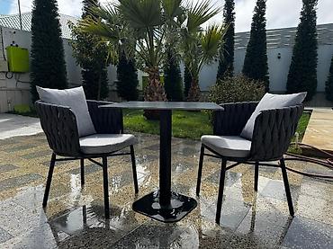 balkon stul: Balkon üçün, İşlənmiş, Açılmayan, Kvadrat masa, 2 stul — 3