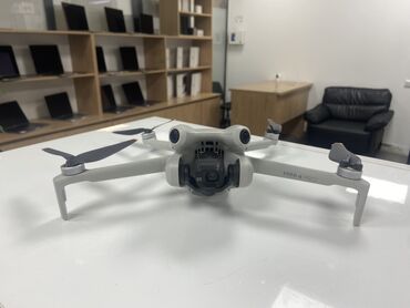 ценсерный плита: Только тушка DJI Mini 4 Pro — ультралегкий квадрокоптер с камерой