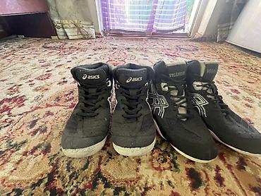ролик обувь: Кроссовки для борьбы ASICS (пара на фото) - Тип — 2