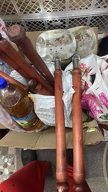 половник: Совковые черпаки/шумовки для казана - Металлические круглые лопаты с — 1