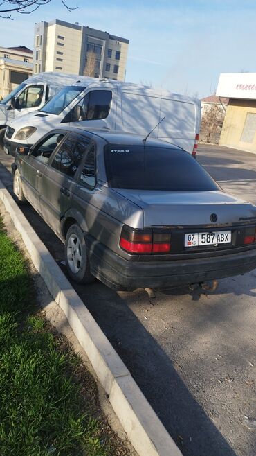 в5 пассат: Volkswagen Passat: 1993 г., 1.8 л, Газ, Седан