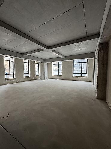Коммерческая недвижимость: Продажа офисов 246 м², Без ремонта, Многоэтажное здание, 2 этаж — 6