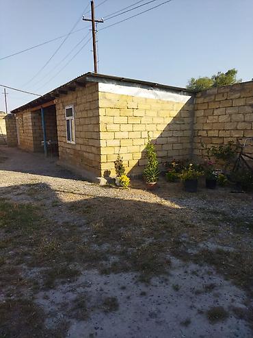 elmlerde heyet evleri: 2 otaqlı, 30 kv. m, Orta təmir — 1
