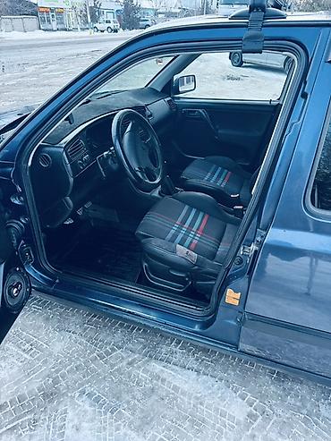 Volkswagen: Volkswagen Golf: 1992 г., 1.8 л, Механика, Бензин, Универсал — 5