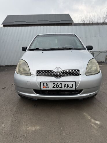 машины таёта: Toyota Yaris: 2001 г., 1 л, Механика, Бензин, Хэтчбэк