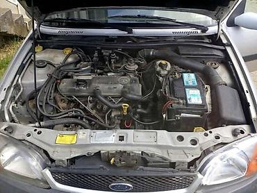 golf 1: FORD FIESTA 1.8 - KOMPLETAN AUTO U DELOVIMA | FORD velika ponuda — 1