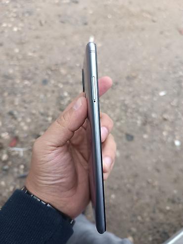 mi modem: Xiaomi Mi A2, 64 GB, rəng - Boz, 
 Qırıq — 4