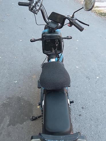 автодом на двоих: Электроскутер компактного формата (городской), бирюзовый 350W обмен не — 2
