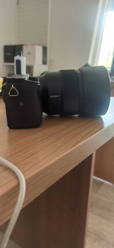 Fotokameralar: Peşəkar səviyyəli foto və video çəkilişləri üçün ideal dəst: Sony lalafo.az -da Fotokameralar: Peşəkar səviyyəli foto və video çəkilişləri üçün ideal dəst: Sony
