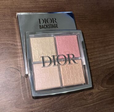 золотая маска: Продаю хайлатер оригинал Dior 004 rose gold Практически не