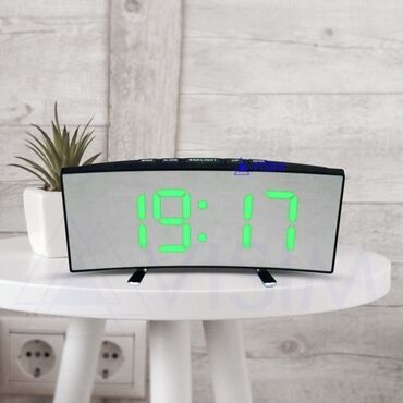 часы с будильником: Светодиодные настольные часы с календарями и с будильником авто