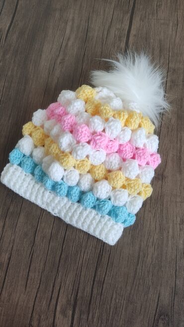 Dəstlər: Əl işi toxunma uşaq geyimləri və aksessuarları. Hər biri sifarişlə — 24