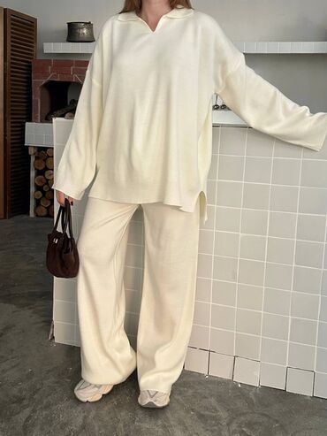 Kompleti: Novi model je stigao 😍3200 — 1