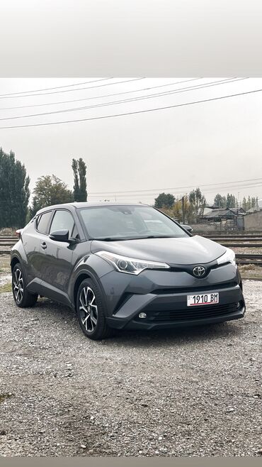 Toyota: Toyota C-HR: 2017 г., 2 л, Вариатор, Бензин