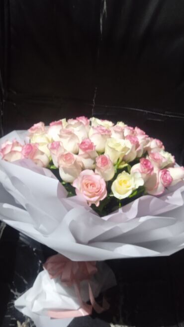 Цветы и букеты: Акция ‼️‼️💐51 роза и 101 роза‼️любое оформление на бесплатно по Вашему — 5