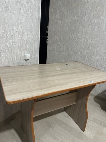 маркерная доска: Стол прямоугольный из ЛДСП - Назначение: для кухни, рабочего уголка