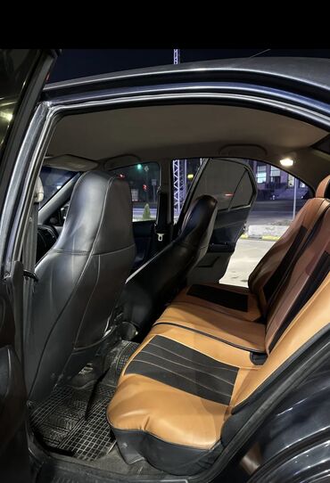 Mitsubishi: Mitsubishi Galant: 2003 г., 2.4 л, Механика, Бензин, Седан — 6