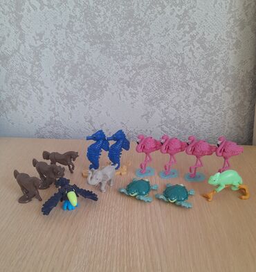 Kinder Joy Natoons Turkey vers. satilir. Flamingolarin biri 4 azn