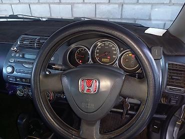 Honda: Honda Fit: 2002 г., 1.3 л, Вариатор, Бензин, Хэтчбэк — 9