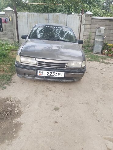 лабо мотор: Opel Vectra: 1992 г., 1.5 л, Механика, Бензин, Хэтчбэк