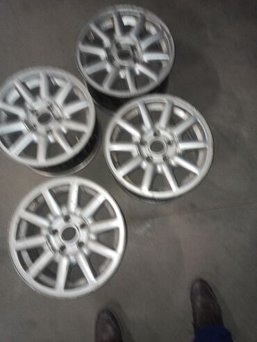 Диски: Литые Диски R 15 Audi, Комплект, отверстий - 5, Б/у — 4