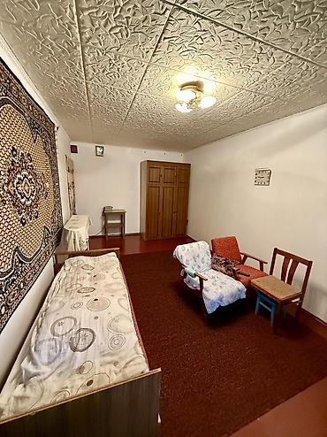 104серии: 1 комната, 32 м², 10 мкр 104 серия, 1 этаж, Старый ремонт — 1