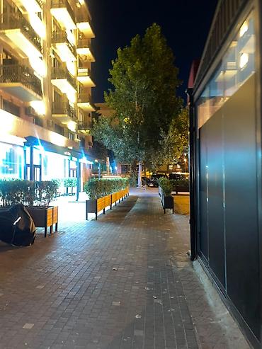 kafe stolari: Mərkəzdə 3 Kabinetli Restoran Zalı İcarəyə Verilir – 1500 AZN Mərkəzi — 4
