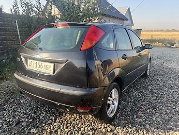 nisan leaf: Ford Focus: 2002 г., 1.8 л, Механика, Бензин, Хэтчбэк — 4
