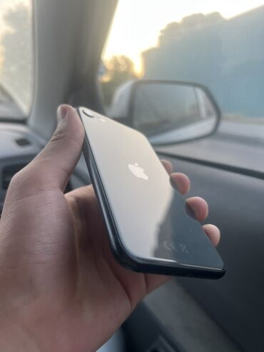 lords mobile: IPhone SE 2020, 128 ГБ, Черный, Отпечаток пальца, Беспроводная зарядка