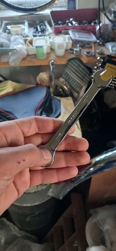 Velosiped ehtiyyat hissələri: Məhsul: Velosiped ehtiyat hissələri və aksesuarları Təsvir: - — 24