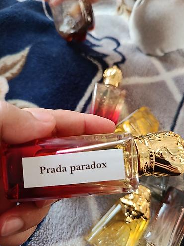 libre etir: Prada Paradox və digər məşhur ətir nüanslarında nişanə butulkalarda — 4