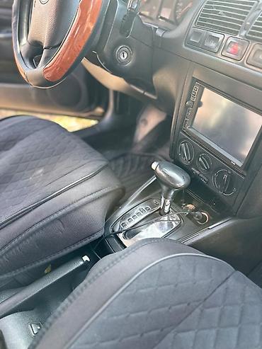 Volkswagen: Volkswagen Golf V: 2002 г., 2 л, Автомат, Бензин, Универсал — 8