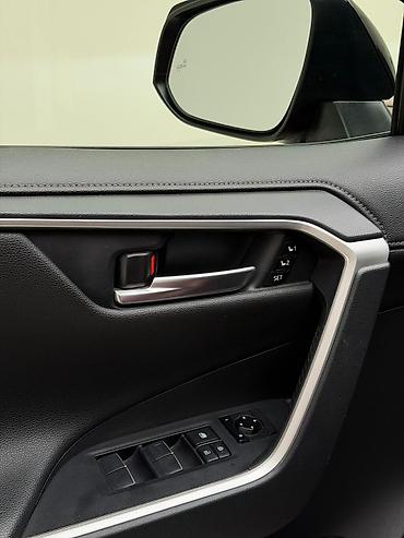 Toyota: Toyota RAV4: 2019 г., 2.5 л, Вариатор, Гибрид, Кроссовер — 12