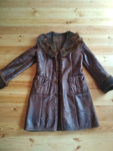 Paltolar: Qadın üçün "Şen Leather" Firmasının dublyonkası satılır. Heç bir — 2