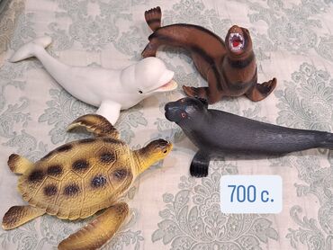 игрушка планшет для рисования: Набор фигурок морских животных, включающий белугу, морского льва