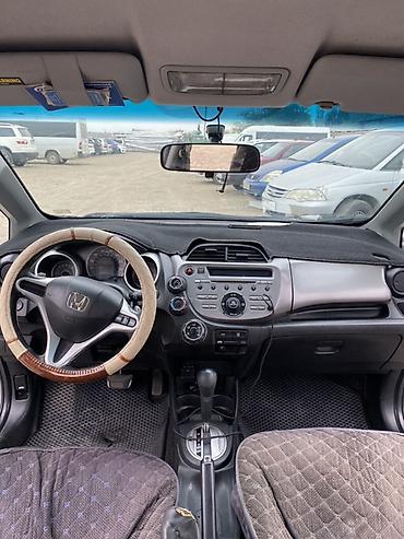 Honda Fit: 2008 г., 1.5 л, Автомат, Бензин, Хэтчбэк